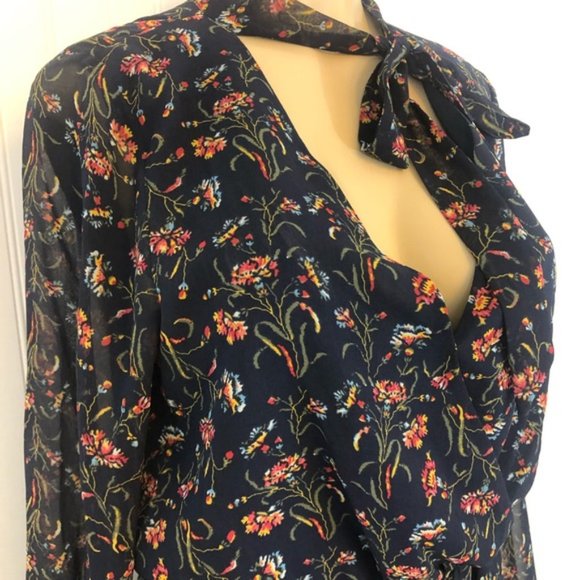 NWOT BCBGeneration Pussy Bow Romper XS 2 Long Sleeve Neck Tie Pocket Floral Navy - Picture 7 of 16